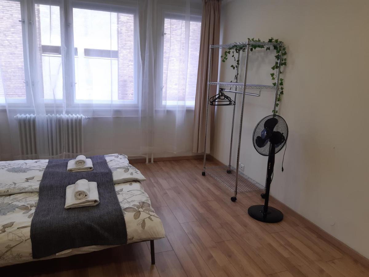 Madach Central Apartment Boedapest Buitenkant foto