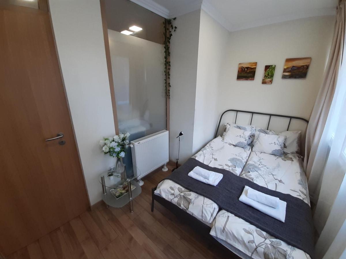 Madach Central Apartment Boedapest Buitenkant foto